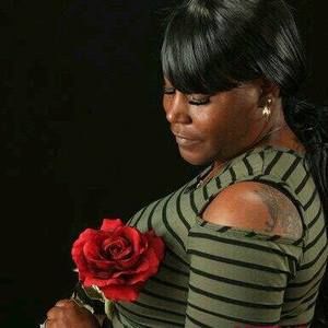 Meet your Posher, Lolitha